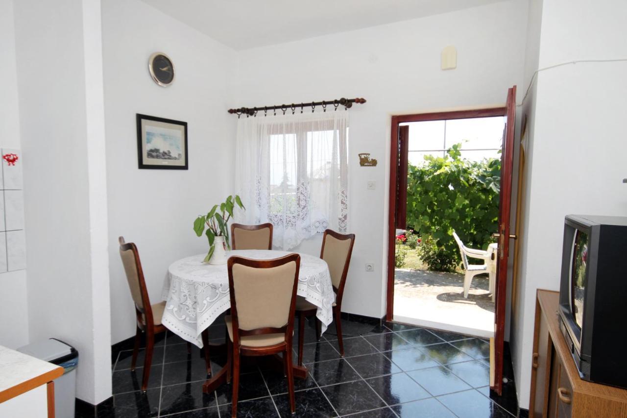 Apartments With A Parking Space Novi Vinodolski - 5600 エクステリア 写真