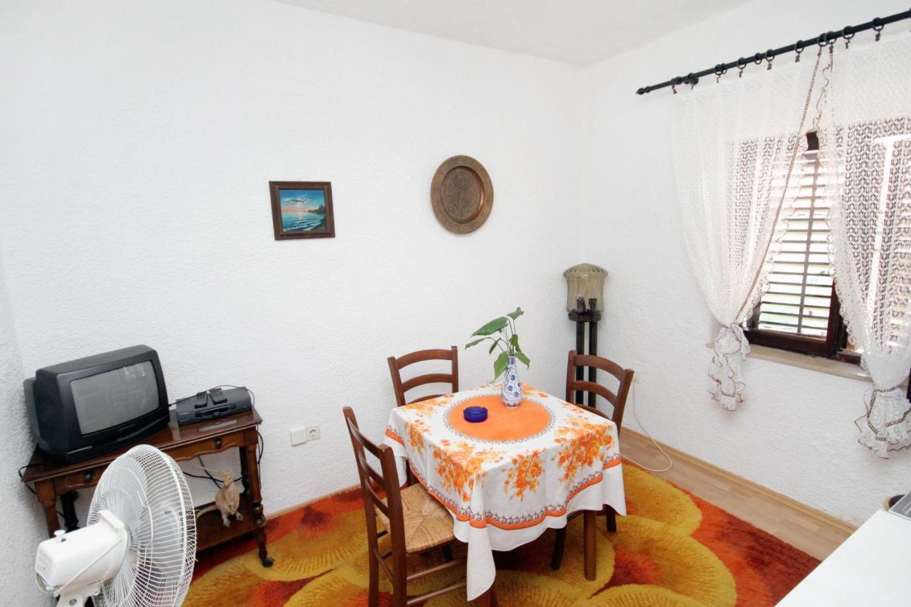 Apartments With A Parking Space Novi Vinodolski - 5600 エクステリア 写真